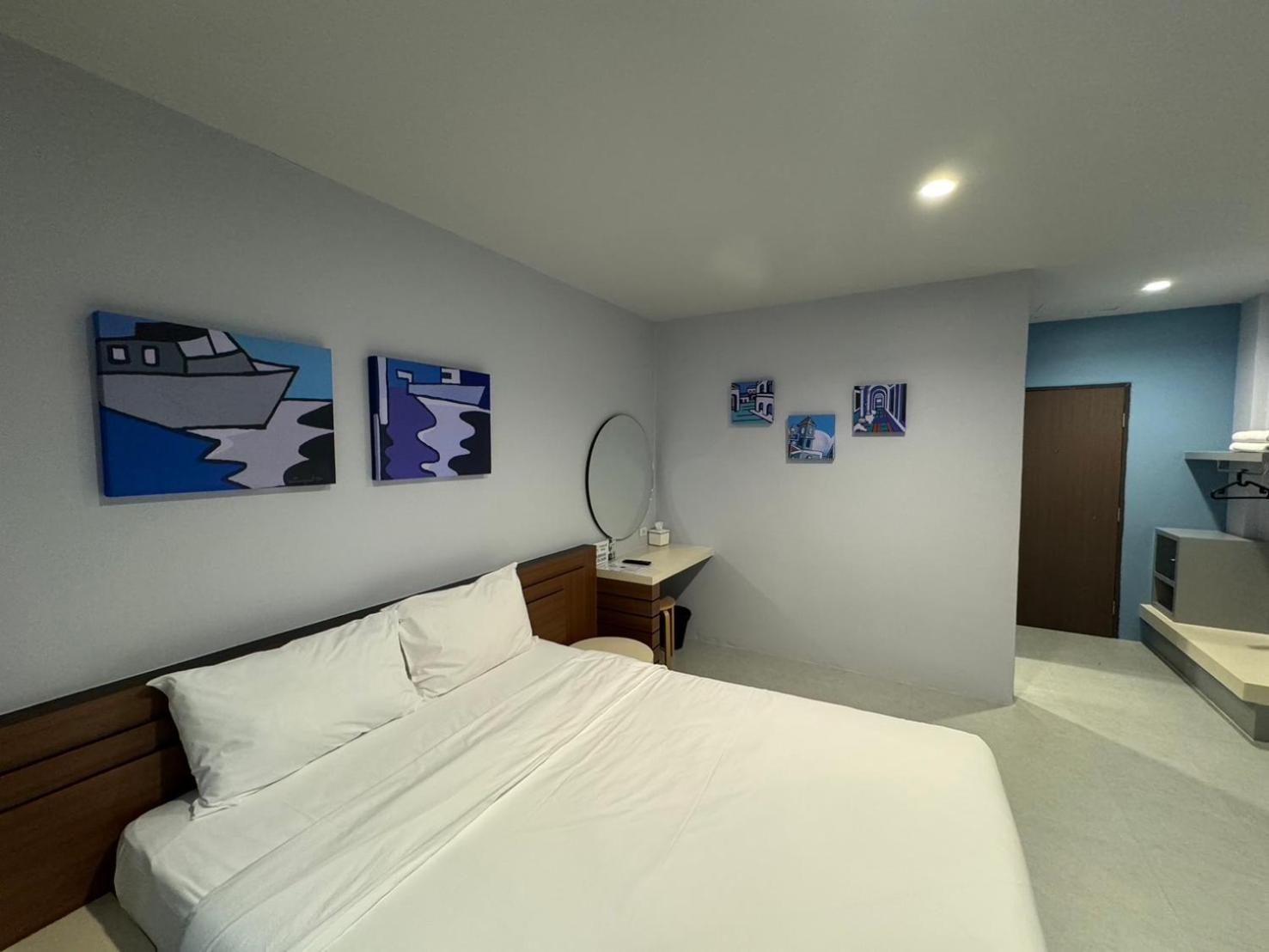 Siri Hotel Phuket Exterior foto