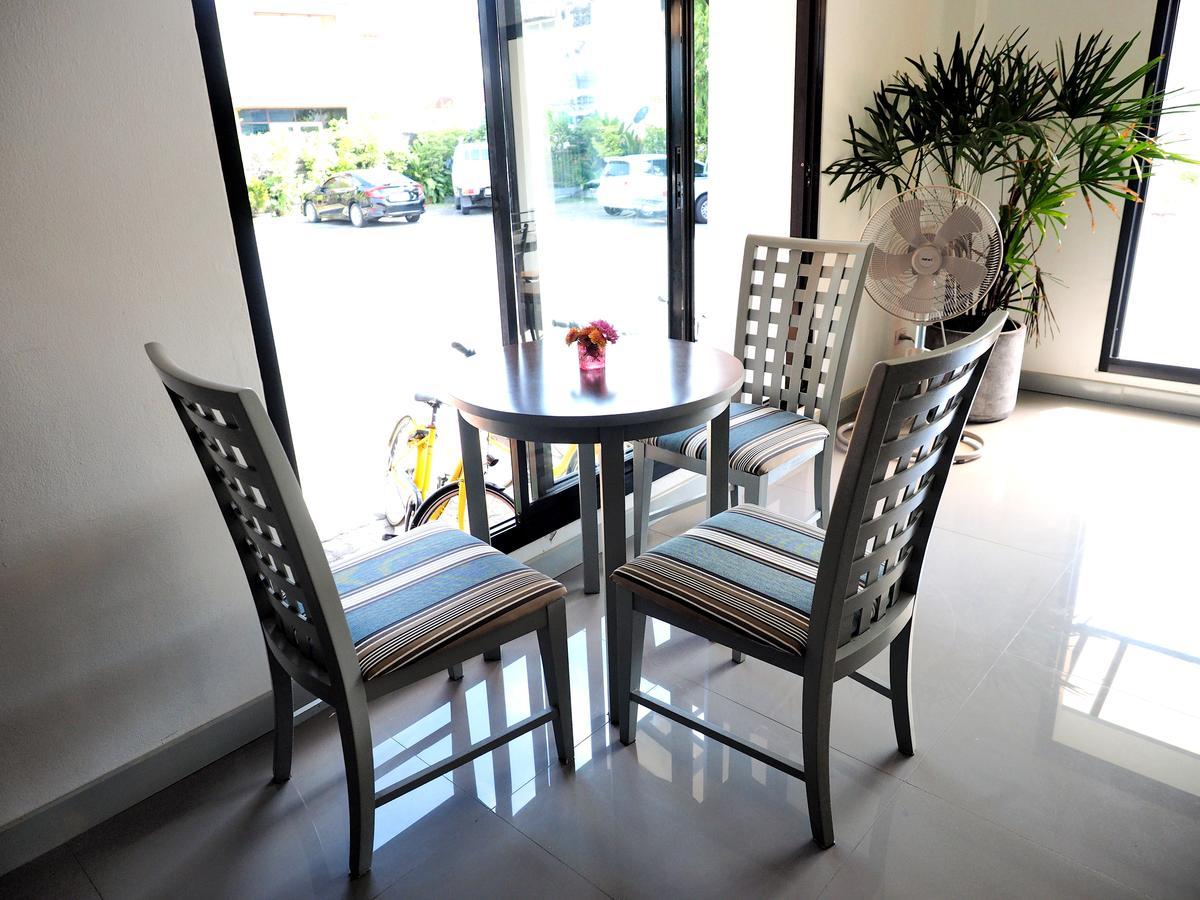Siri Hotel Phuket Exterior foto